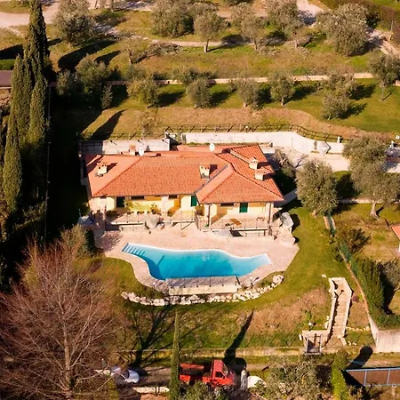Sul Garda Vila San Felice del Benaco